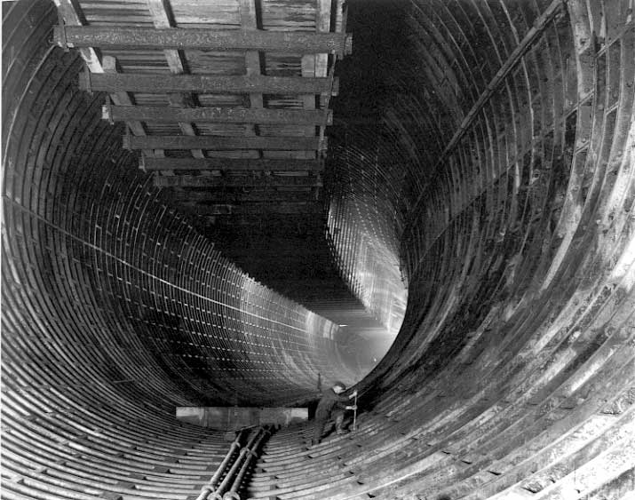 Birk tunnel road deck